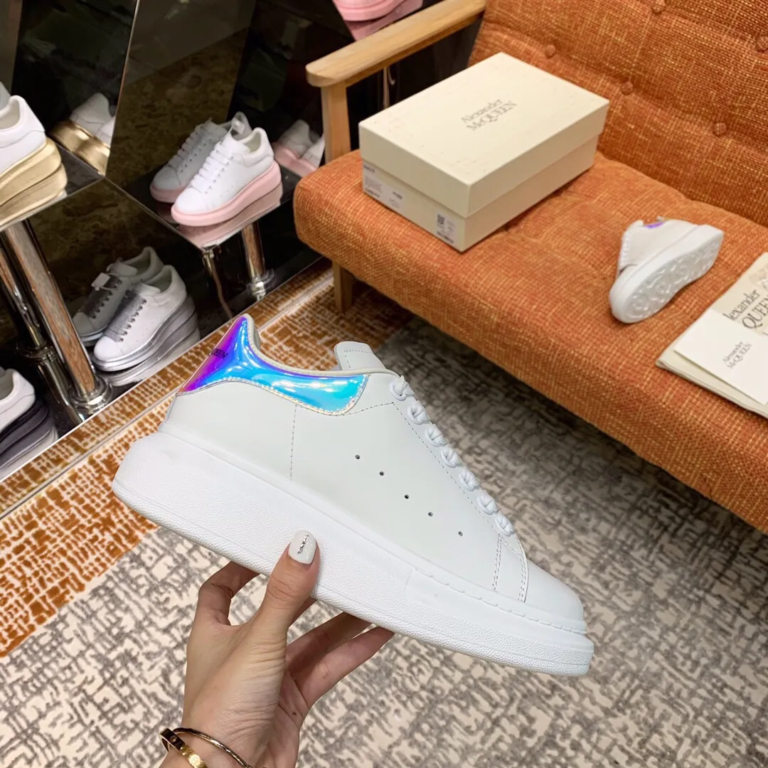 👟👟Ex-factory price 480👟👟 Men's size +10 High-quality upgraded version🔥Real shot of Alexander McQUEEN (McQueen)🎉The highest quality silk cowhide version on the market🎊, imported water-dyed sheepskin inside, counter 1:1 replica, star style T stage catwalk, a must-have for fashionistas , the original high-temperature and ultra-clear air compressor logo on the foot, absolutely counter-matched version, the arc of the back bag is truly genuine 0⃣️ difference, using an exclusive privately molded double-layer vacuum outsole, which is light on the foot and has excellent rebound! Running🏃✈️The first choice item for outdoor sports💅💅Trend and fashion coexist📣 Women’s style: 35-39, Men’s style: 39-44